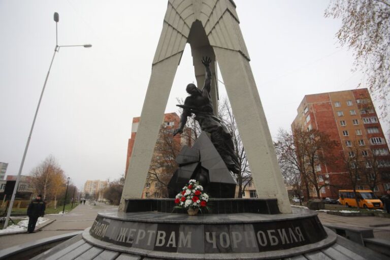 До Дня вшанування ліквідаторів наслідків аварії на Чорнобильській АЕС місто виплатило матеріальну допомогу