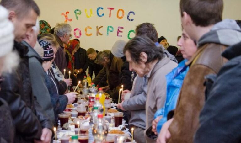 Великдень для потребуючих: для найбільш незахищених мешканців Львівської громади відбудуться святкові сніданки